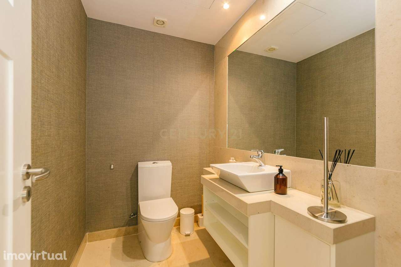 Moradia Exclusiva T4 + 2 no Estoril, Cascais - Grande imagem: 4/43