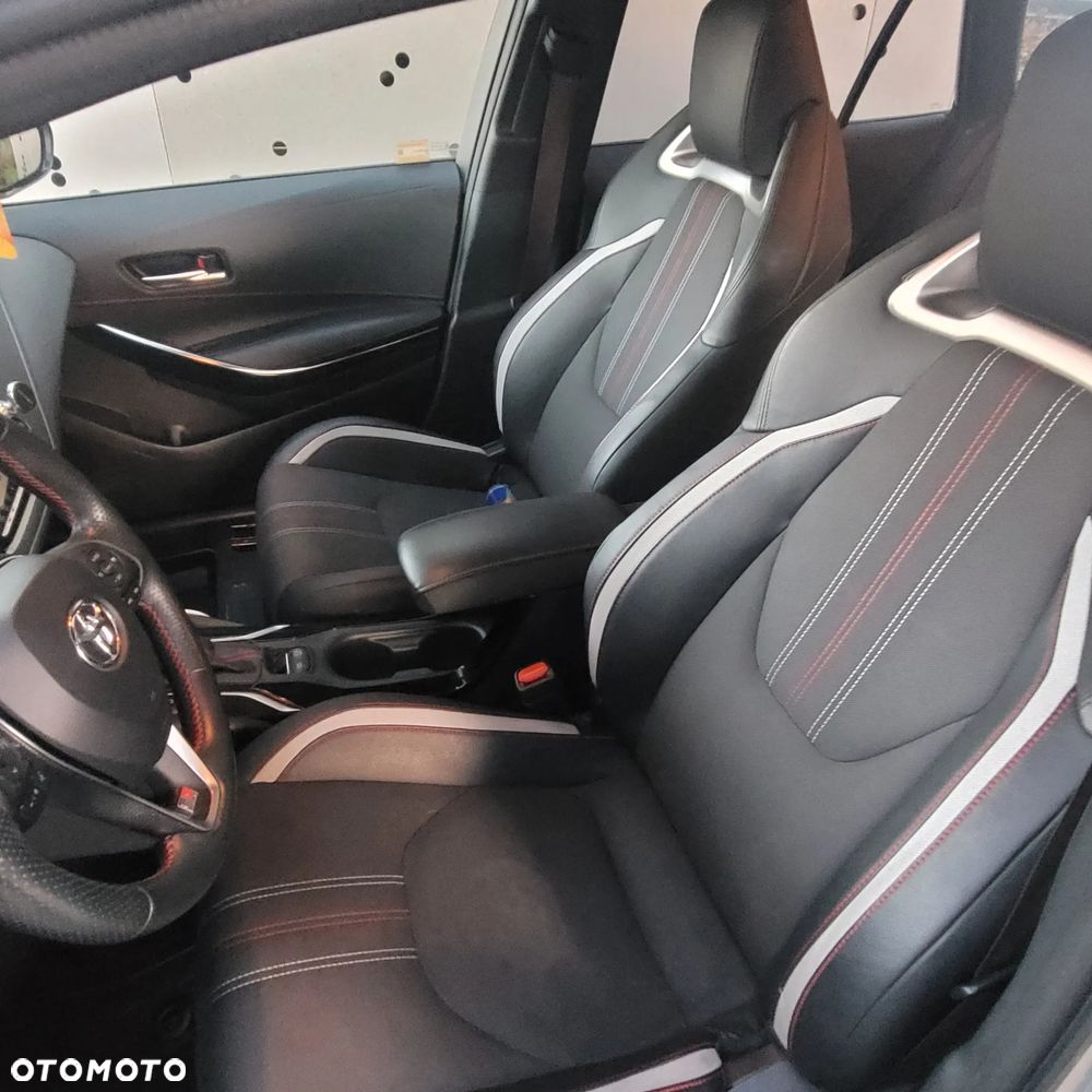 Toyota Corolla 1.8 Hybrid Comfort - 9
