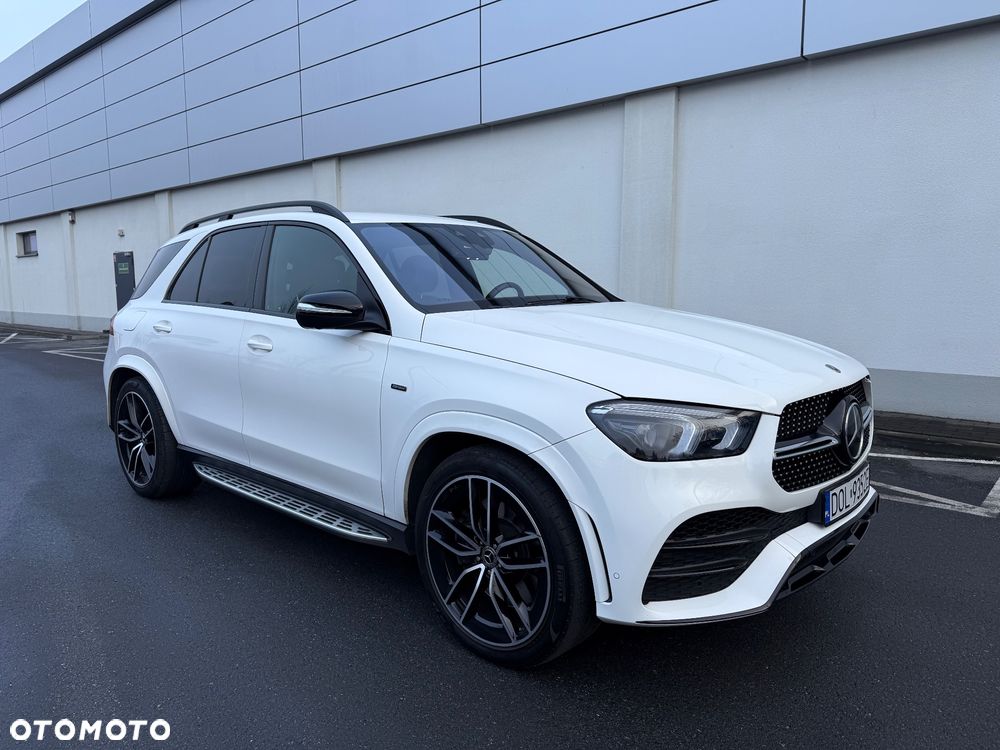 Mercedes-Benz GLE - 1