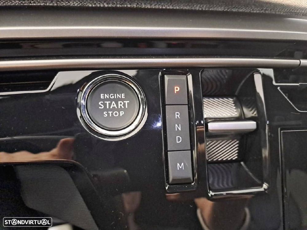 Peugeot 5008 1.2 Hybrid Allure e-DCS6 - 18