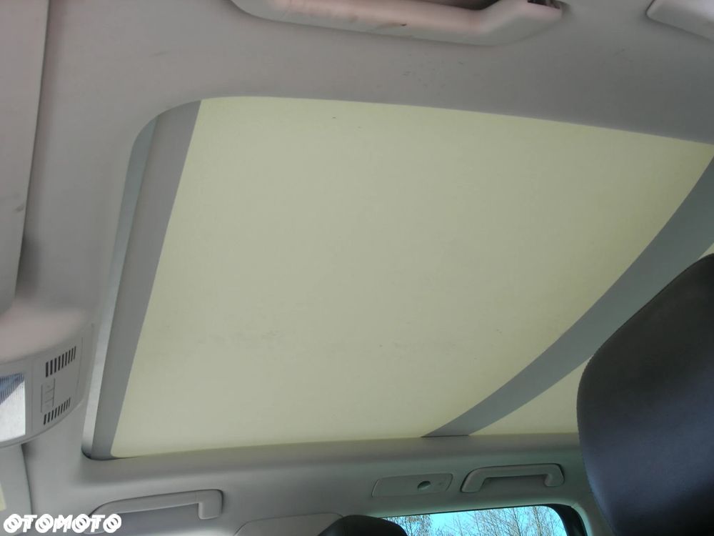 Volkswagen Touareg - 26