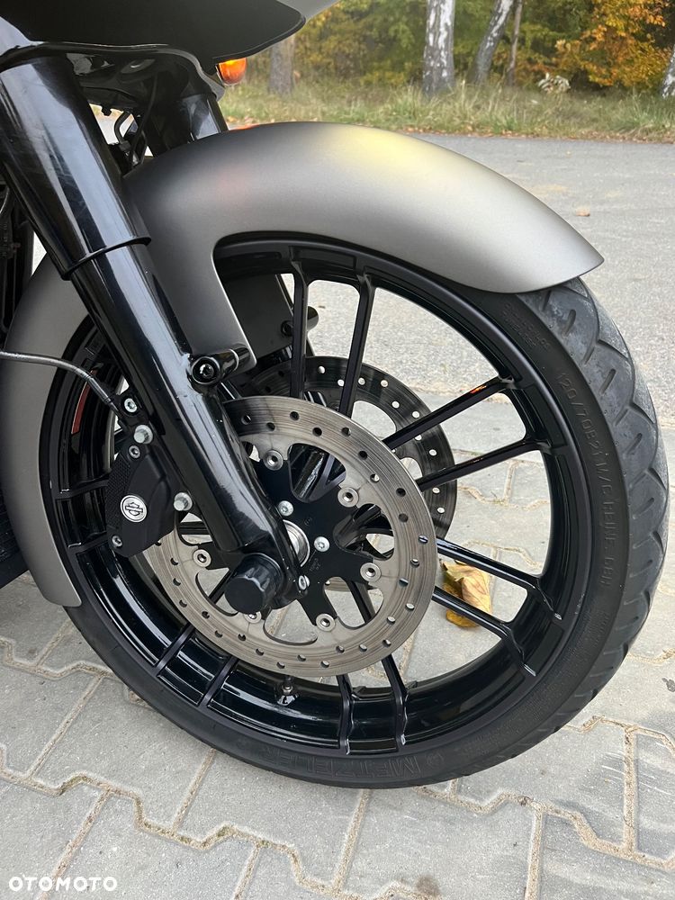 Harley-Davidson FLHXS Special - 5