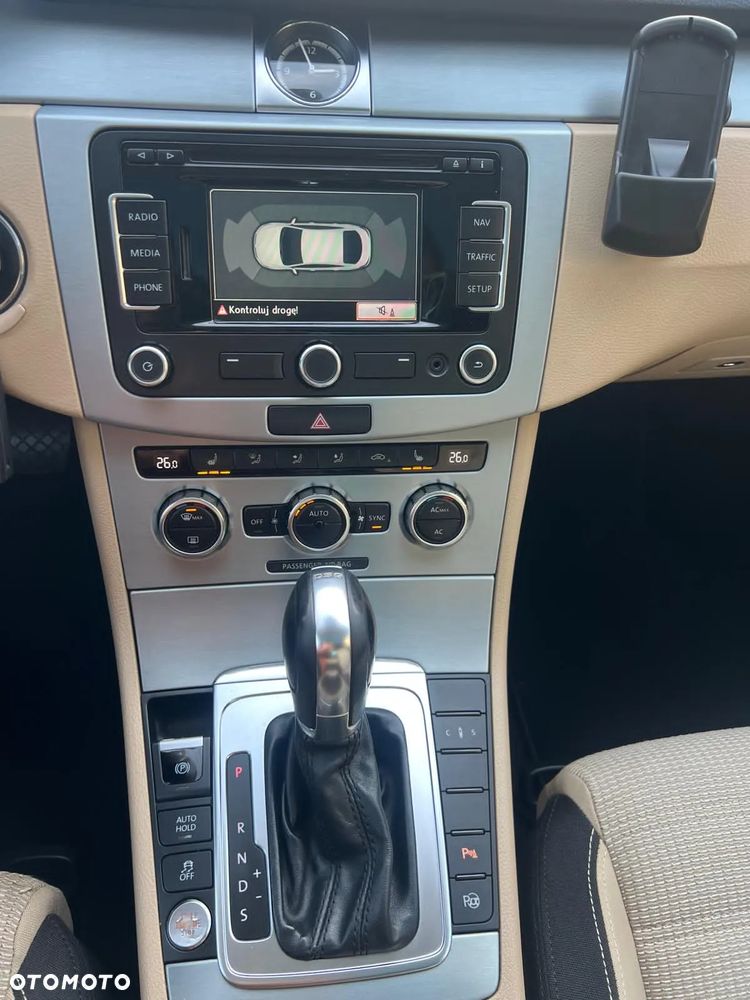 Volkswagen Passat CC - 9