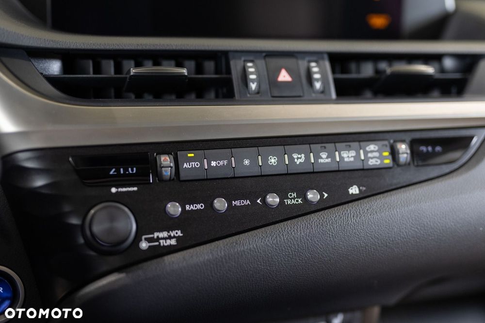 Lexus ES - 19