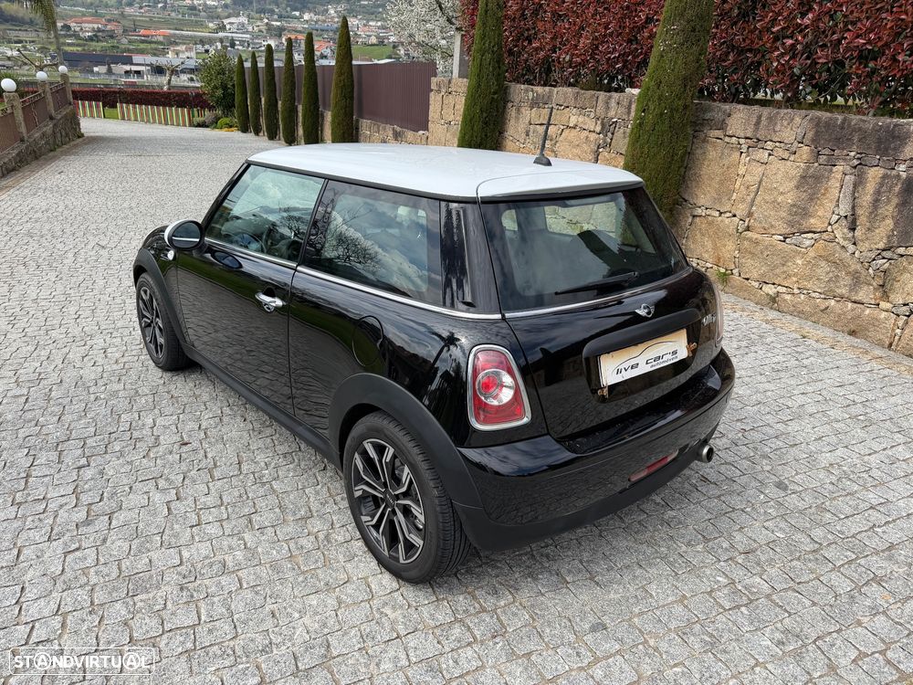 MINI 3 Portas Cooper D - 4