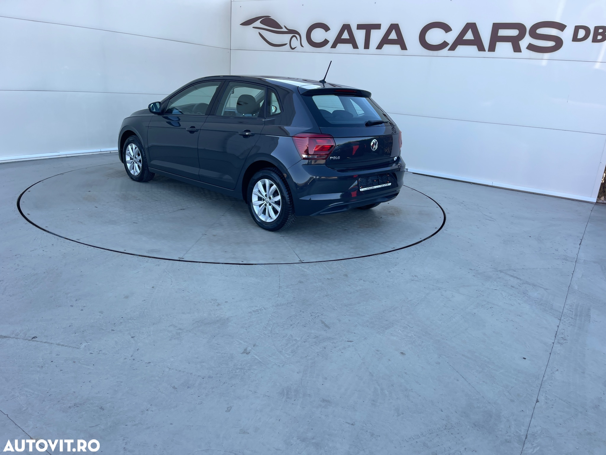 Volkswagen Polo 1.6 TDI SCR DSG Comfortline - 10