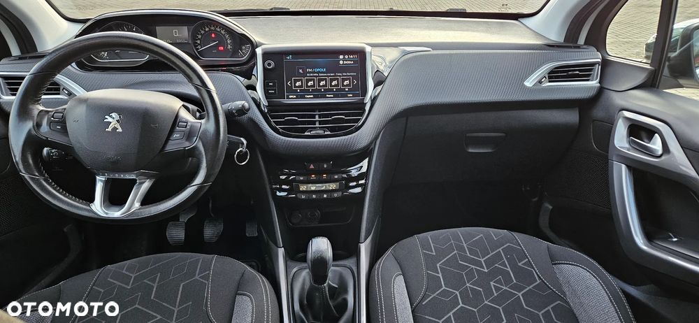 Peugeot 2008 PureTech 82 Allure - 8