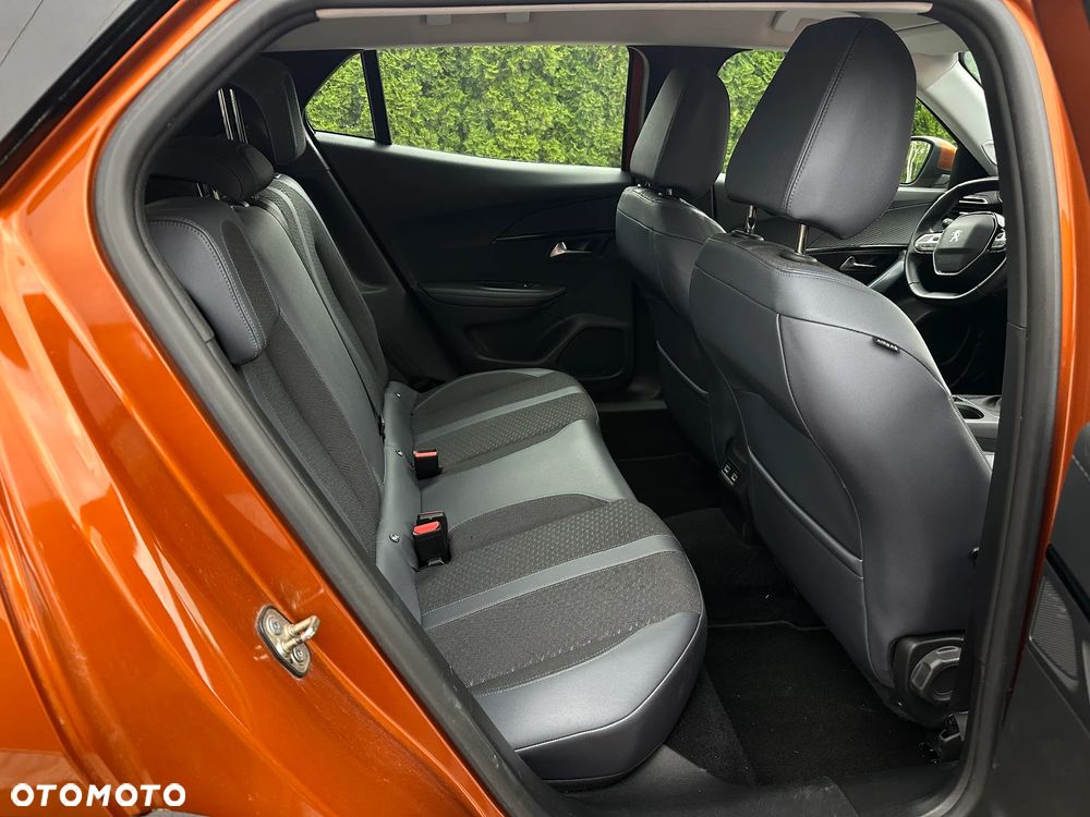 Peugeot 2008 PureTech 130 GPF Stop&Start Allure - 12