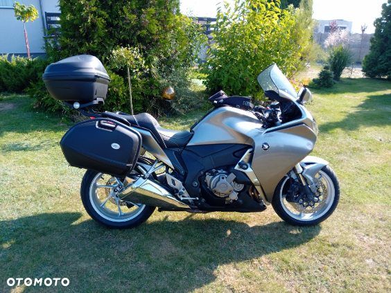 Honda VFR - 5