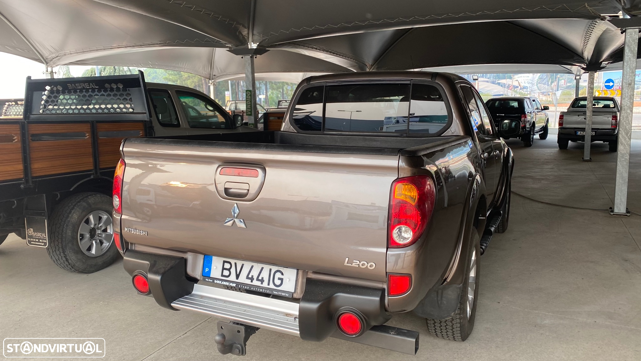 Mitsubishi L200 Pick Up 4x4 Intense Cabine Dupla - 8