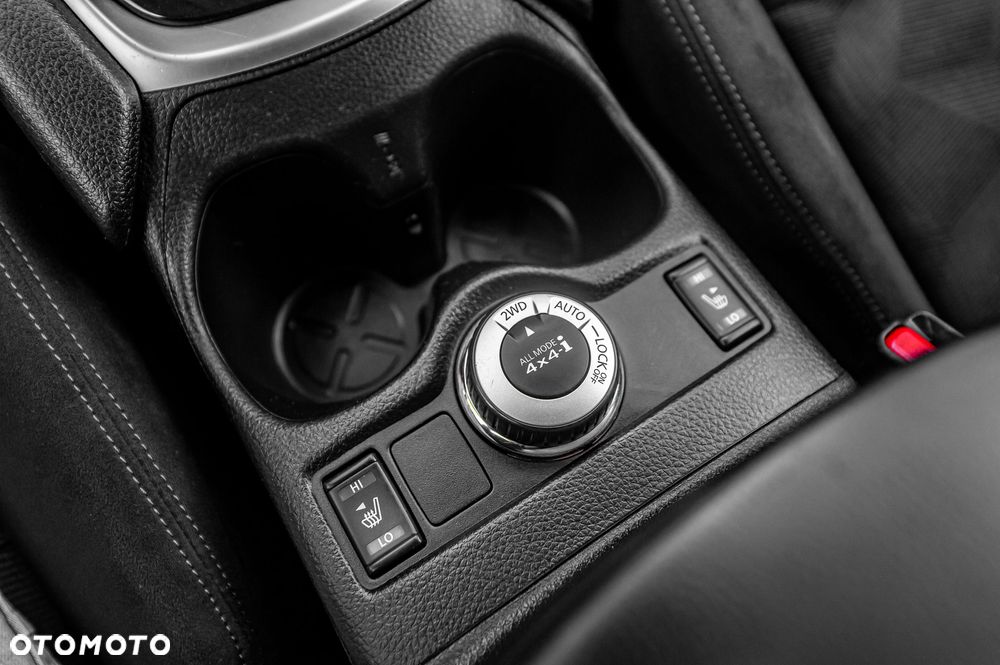 Nissan X-Trail 1.6 DCi ALL-MODE 4x4i N-Vision - 32
