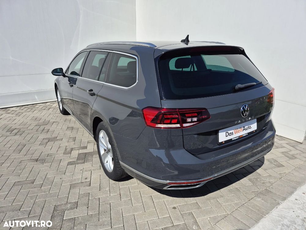 Volkswagen Passat 2.0 TDI DSG 4Mot Highline - 3