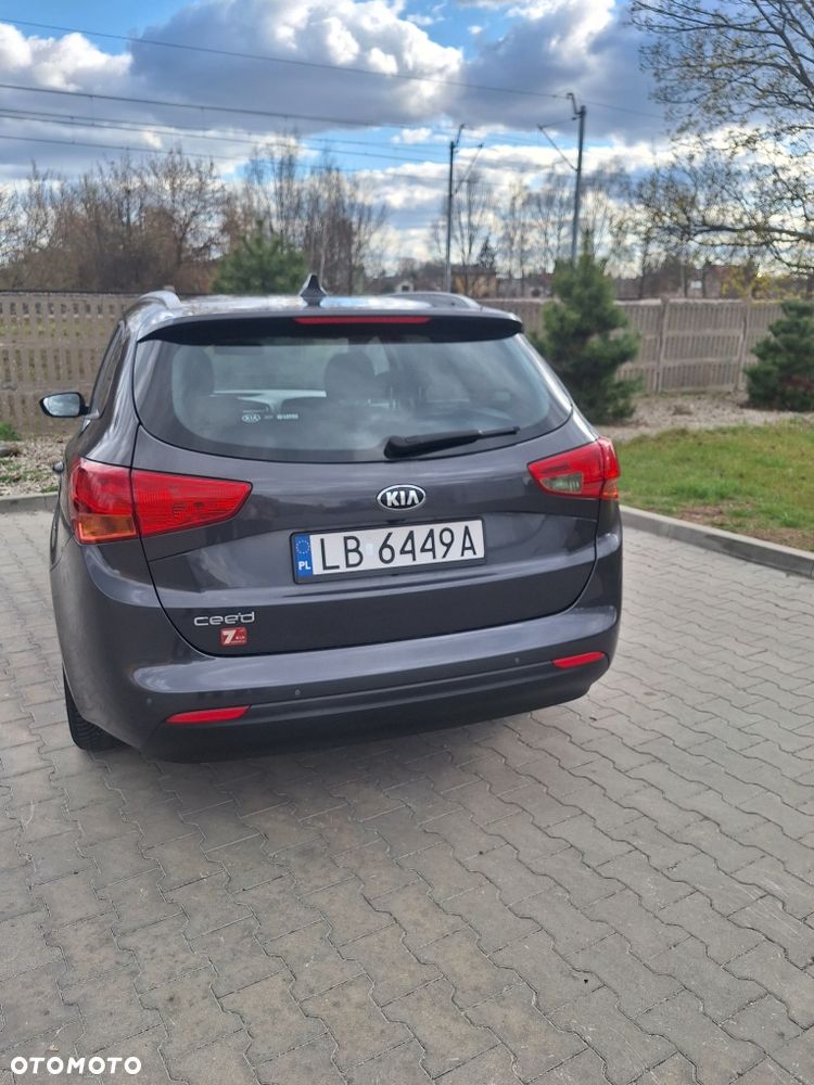 Kia Ceed - 3