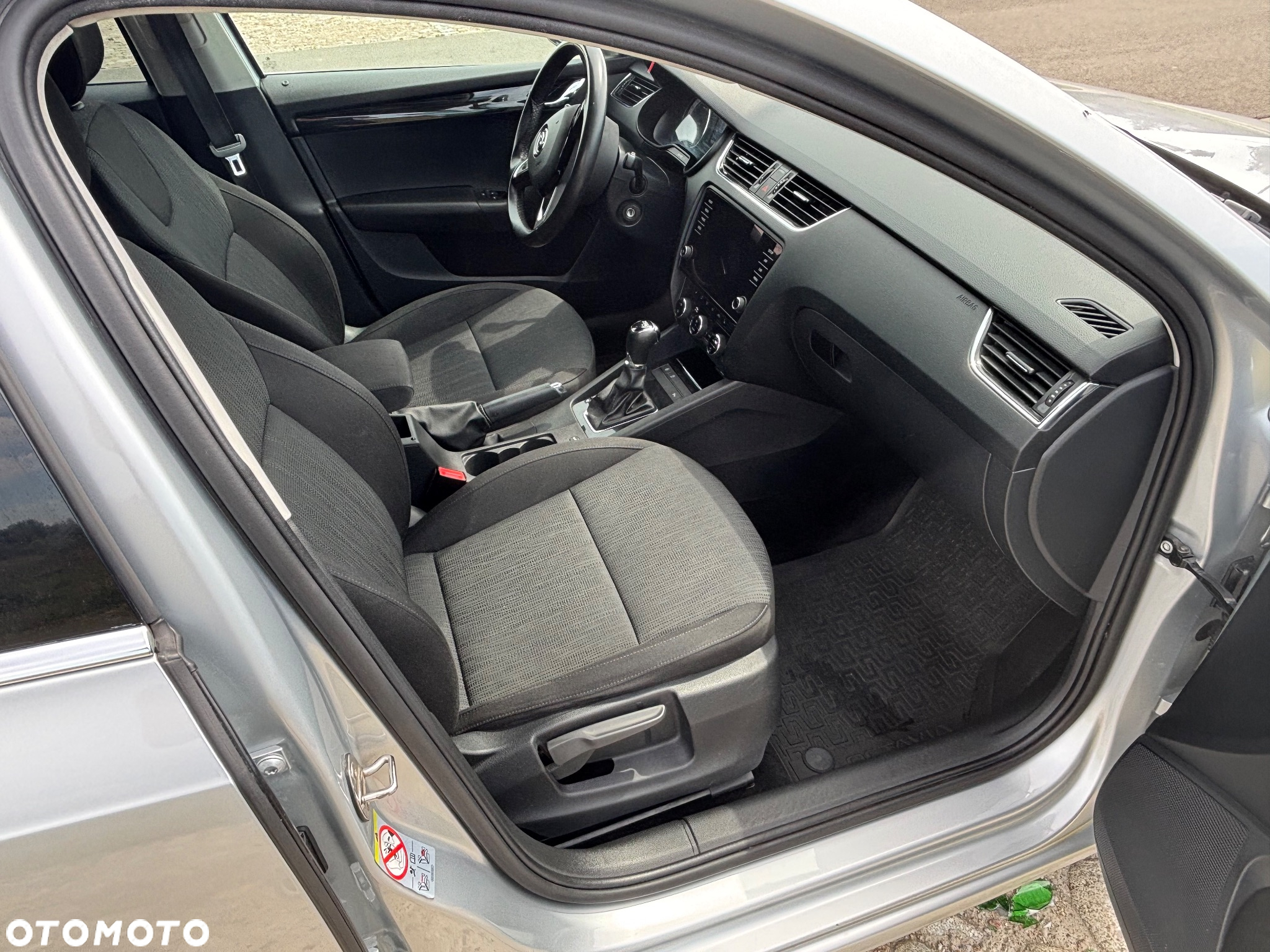 Skoda Octavia 2.0 TDI Style DSG - 11