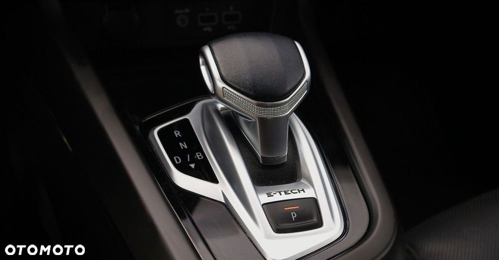 Renault Arkana 1.6 E-TECH R.S Line MMT - 33