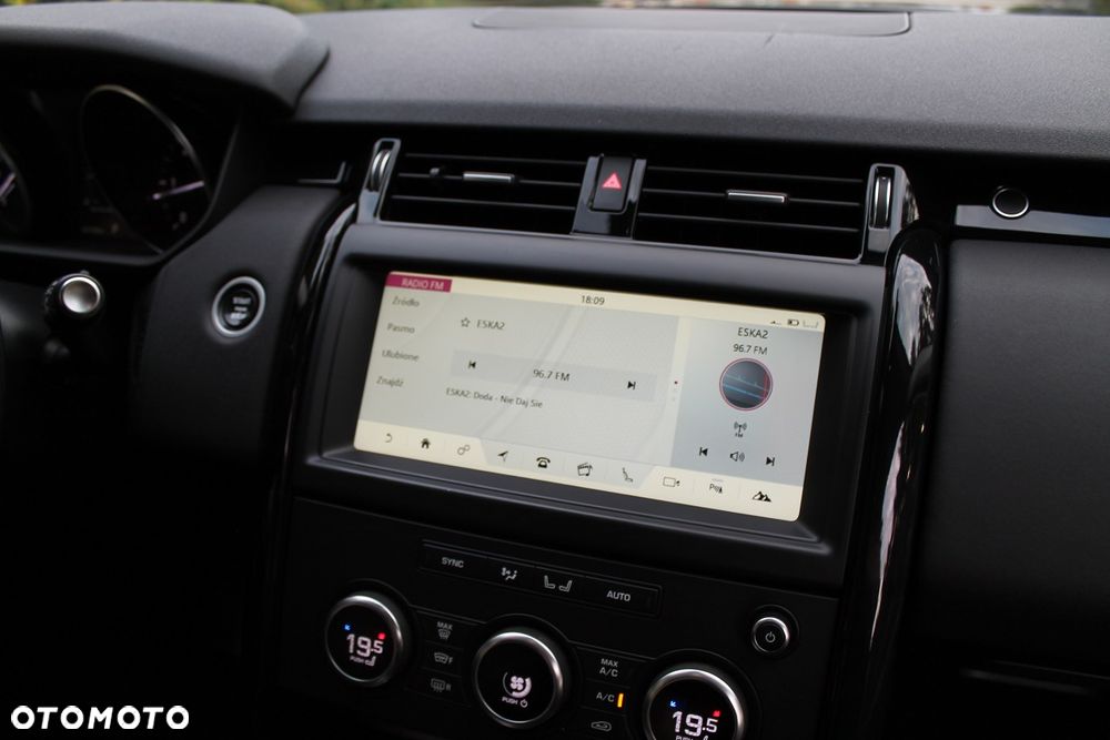 Land Rover Discovery 3.0 Td6 SkyView Edition - 40