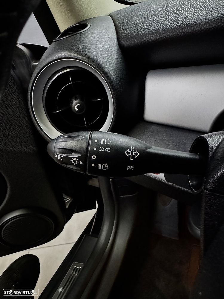 MINI 3 Portas Cooper D - 12