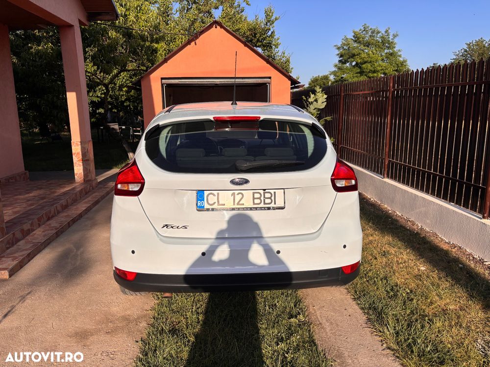 Ford Focus 1.5 TDCi Trend - 6