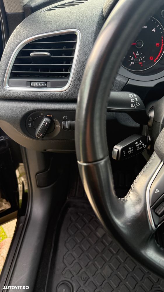 Audi Q3 2.0 TDI S tronic - 21