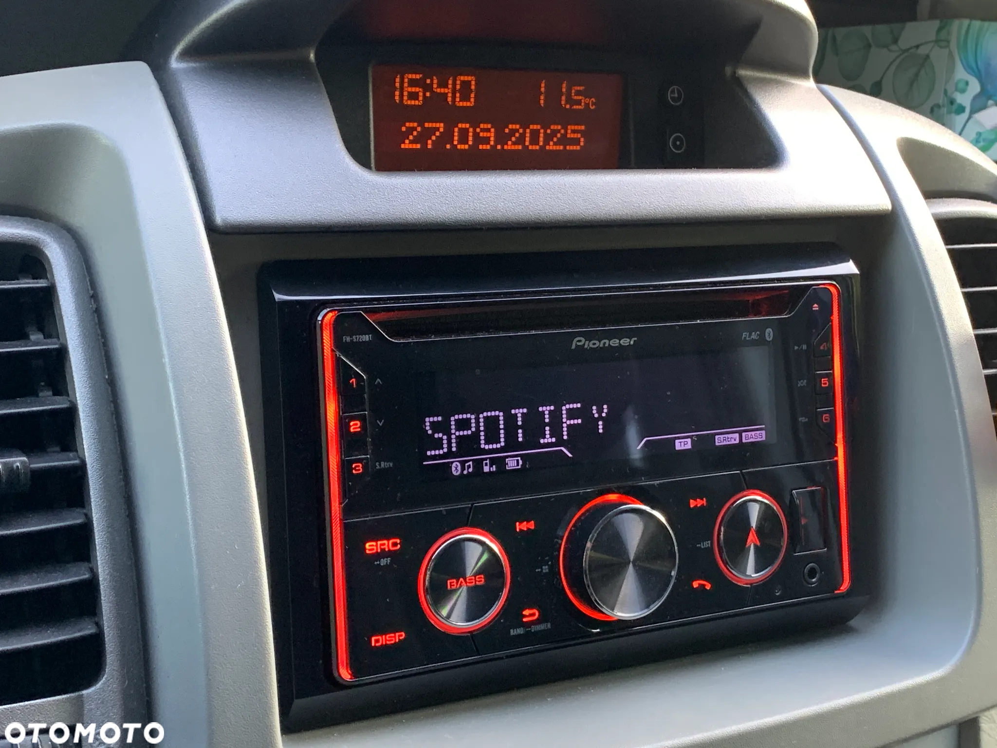 Opel Vivaro - 20