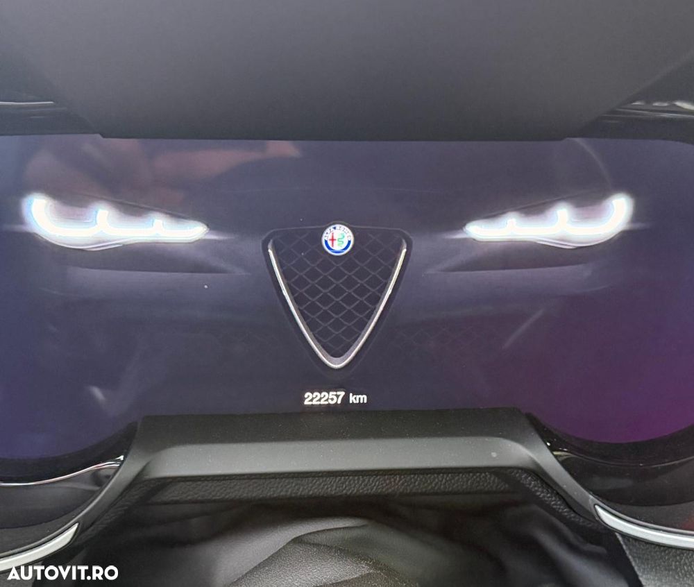 Alfa Romeo Giulia 2.0 Turbo 16V AT8-Q4 Competizione - 13