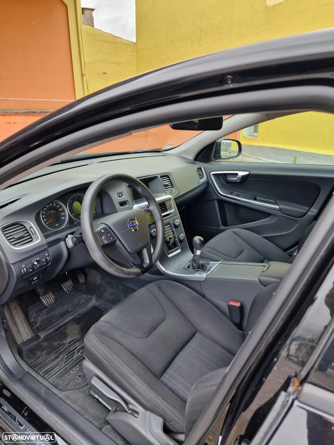 Volvo V60 1.6 D2 Drive Kinetic Start/Stop - 8