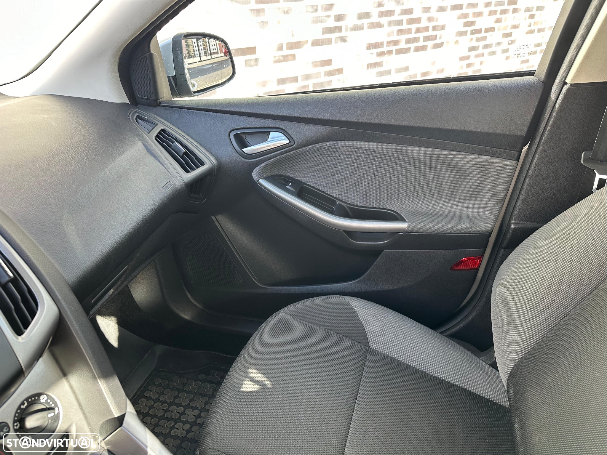 Ford Focus SW 1.6 TDCi ECOnetic 88g S&S Titanium - 15