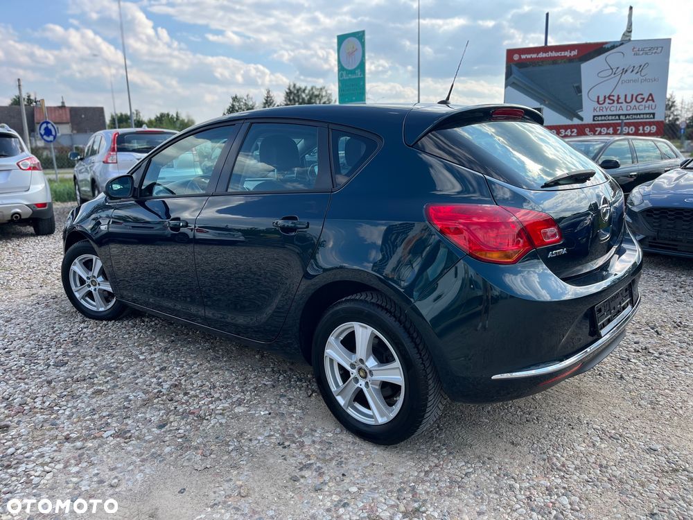 Opel Astra 1.6 Color Edition - 6