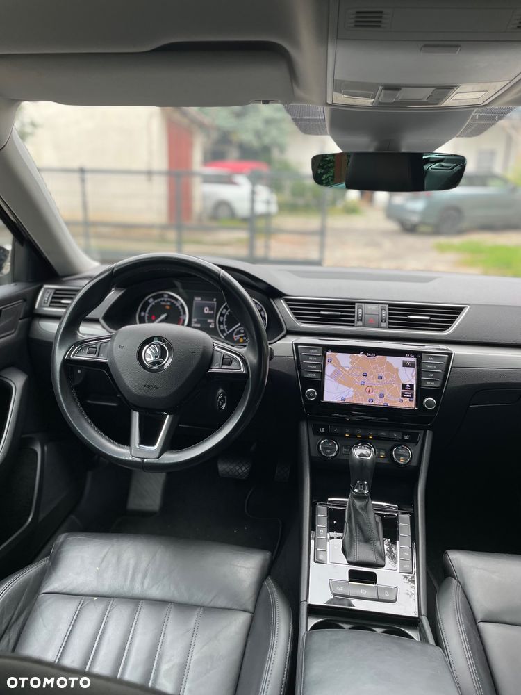 Skoda Superb 2.0 TDI DSG Style - 21