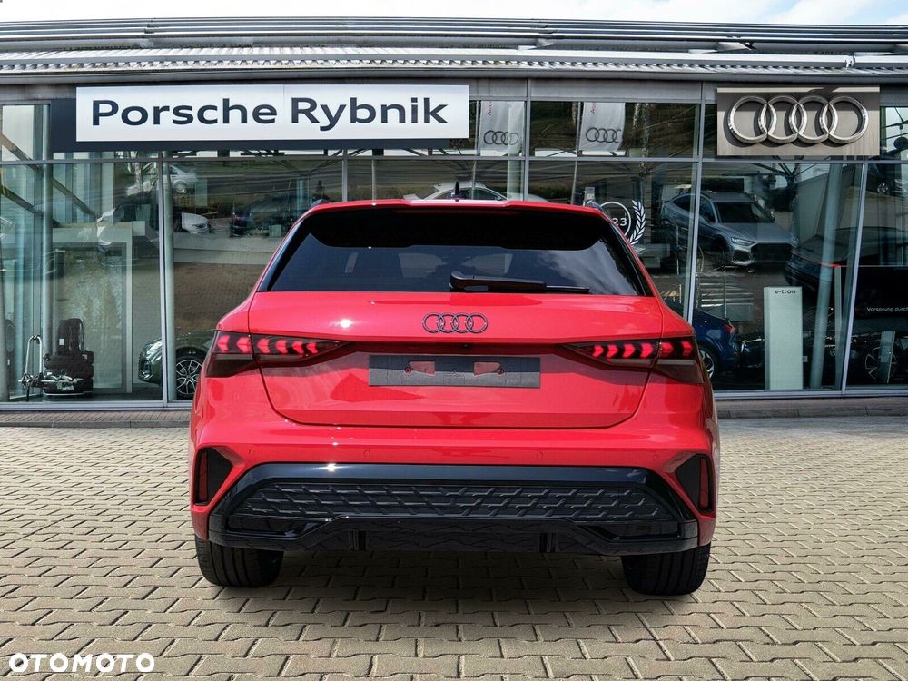 Audi A3 Sportback - 4