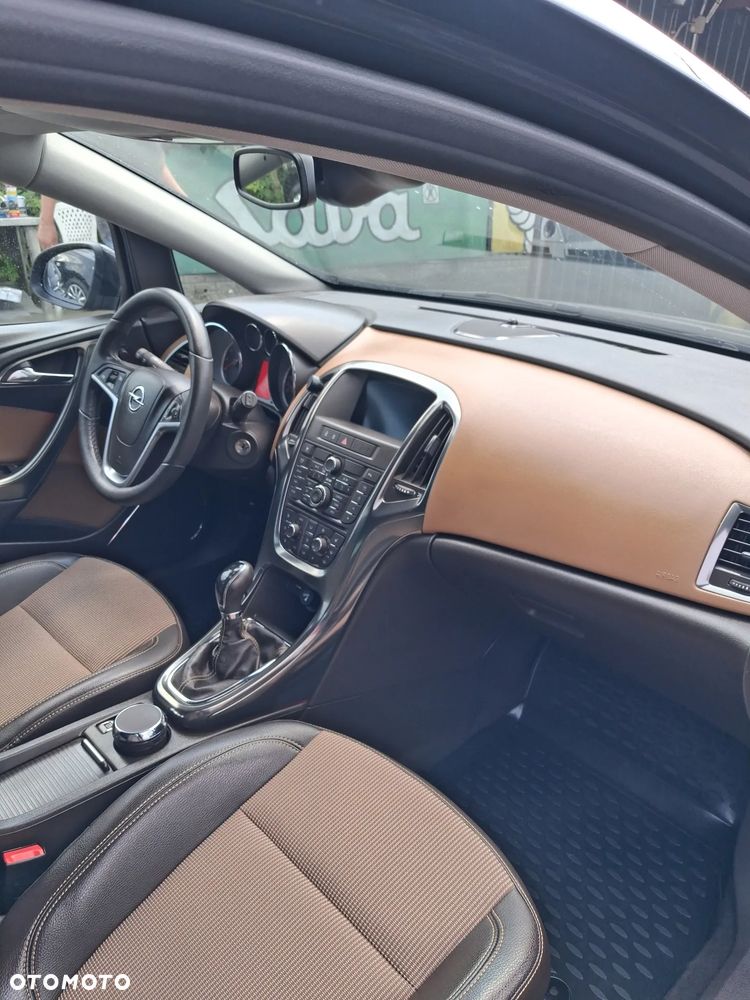 Opel Astra - 18