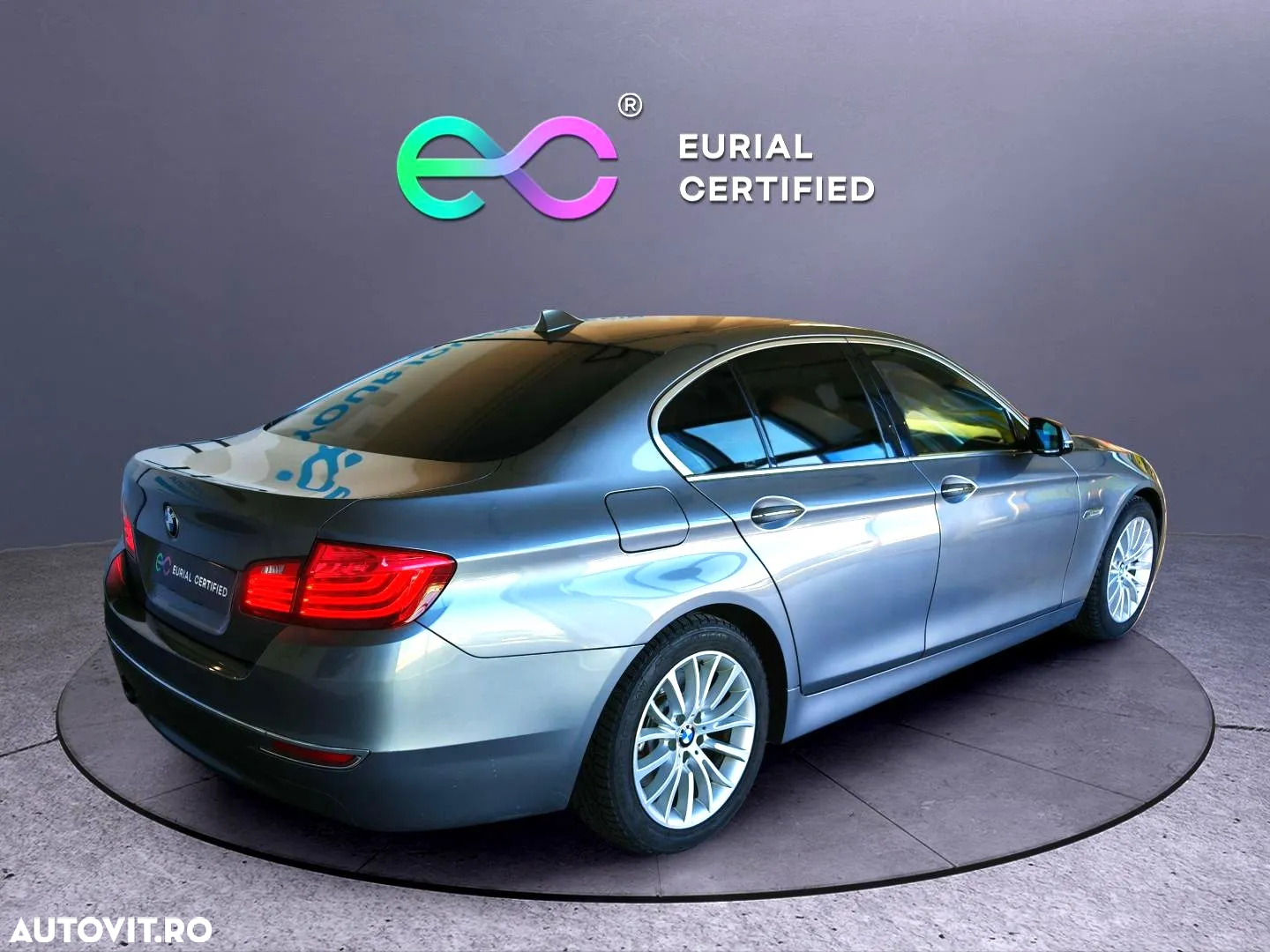 BMW Seria 5 530d Aut. Luxury Line - 4