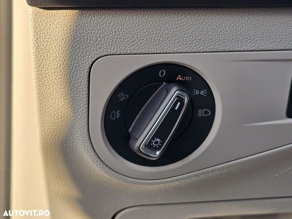 Volkswagen Tiguan - 10