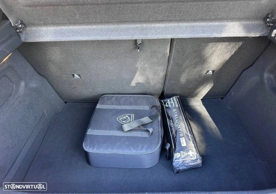 Peugeot e-208 50 kWh GT Line - 18