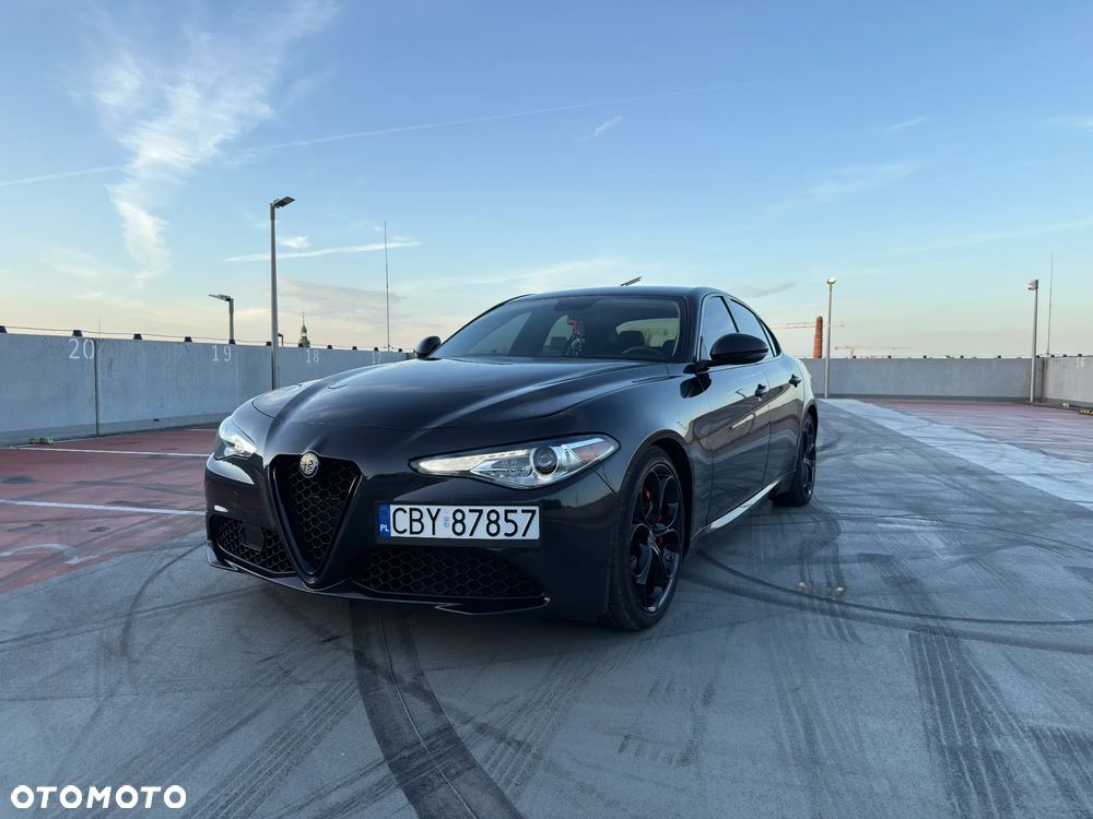 Alfa Romeo Giulia 2.0 Turbo Veloce - 1