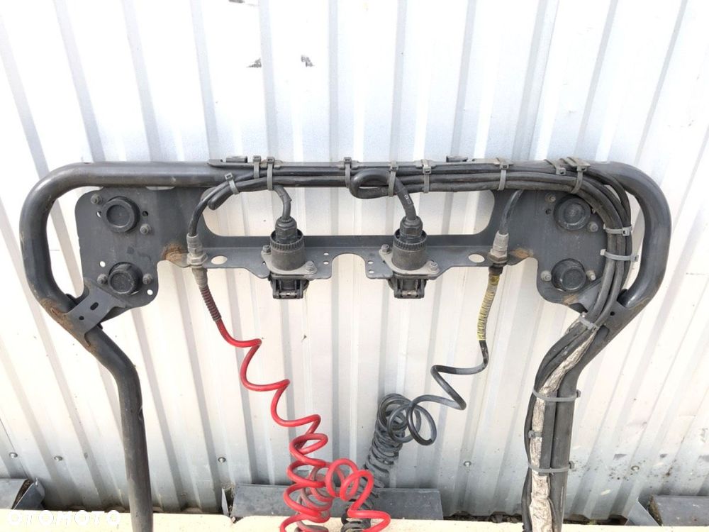 BELKA PRZYŁĄCZENIOWA PRZEWODÓW PAŁĄK - 756.00 PLN - SCANIA P,G,R,T - series 2003 - 2022 R 450 - 4