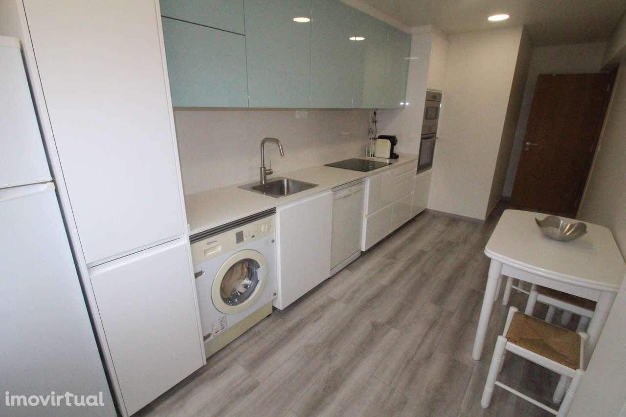 Armação de Pêra T2 Renovado com Vista Mar a 100 mt da Praia Pescadores - Grande imagem: 2/12