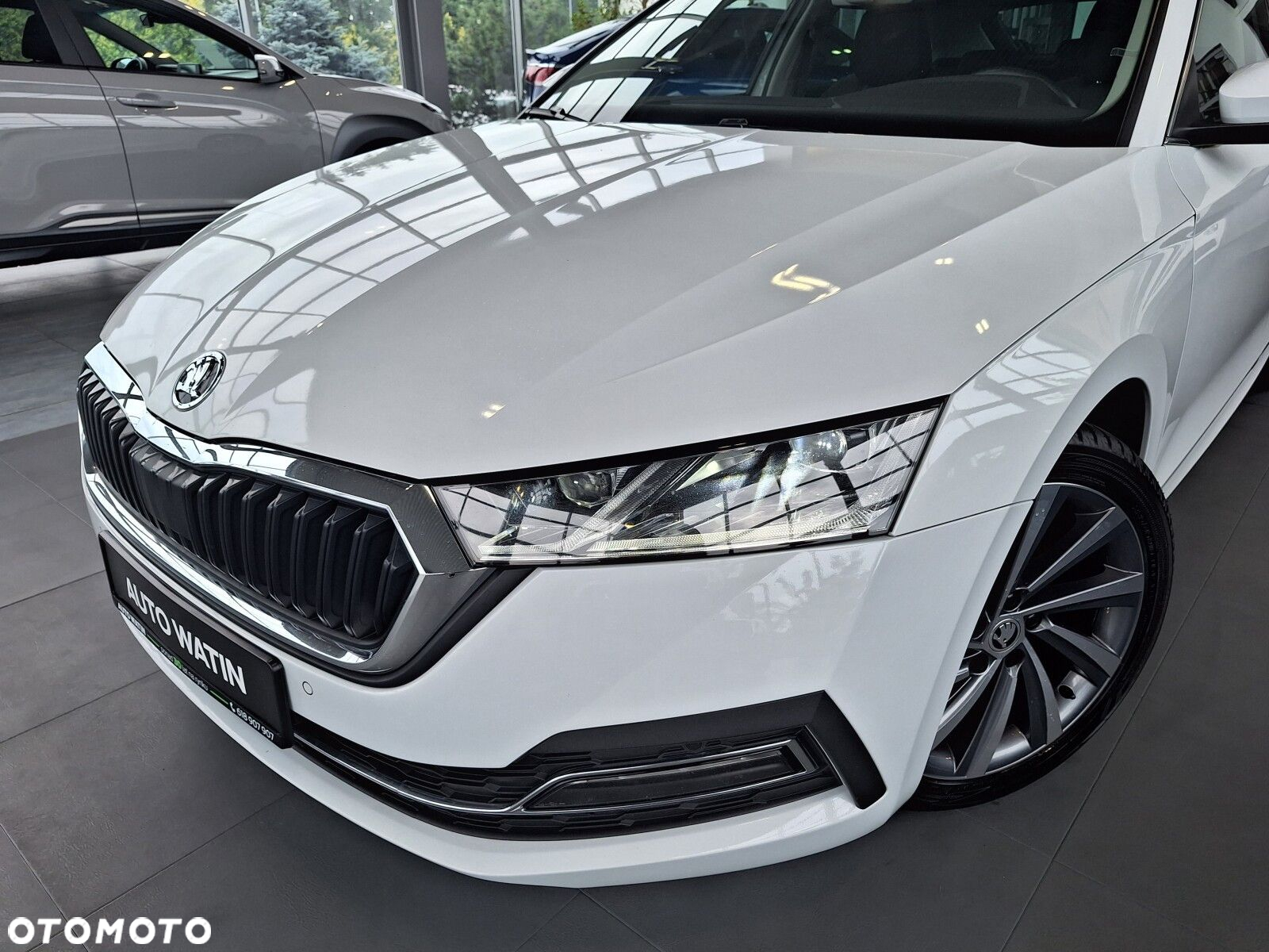 Skoda Octavia 1.5 TSI ACT Style DSG - 7
