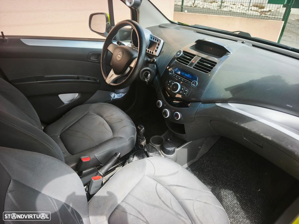 Chevrolet Spark 1.2 LT - 11