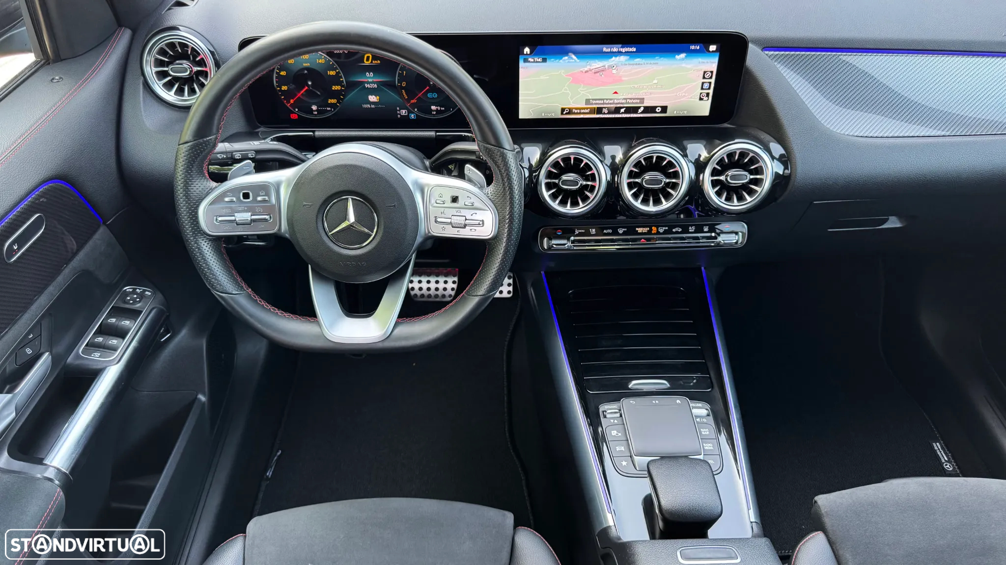 Mercedes-Benz GLA 250 e AMG Line - 16