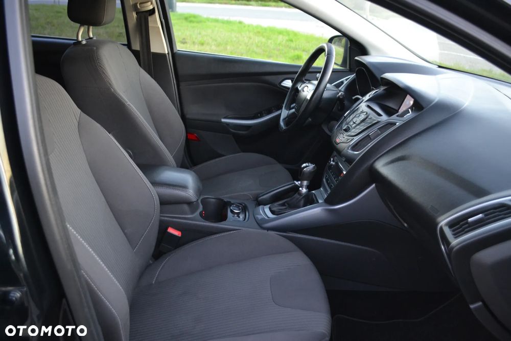 Ford Focus - 19