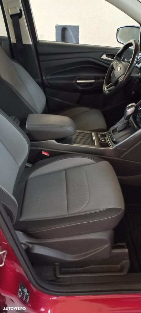 Ford Kuga 2.0 TDCi 4x4 Aut. Business Edition - 3