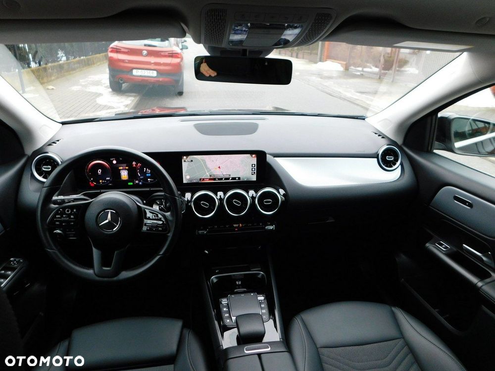 Mercedes-Benz GLA - 6