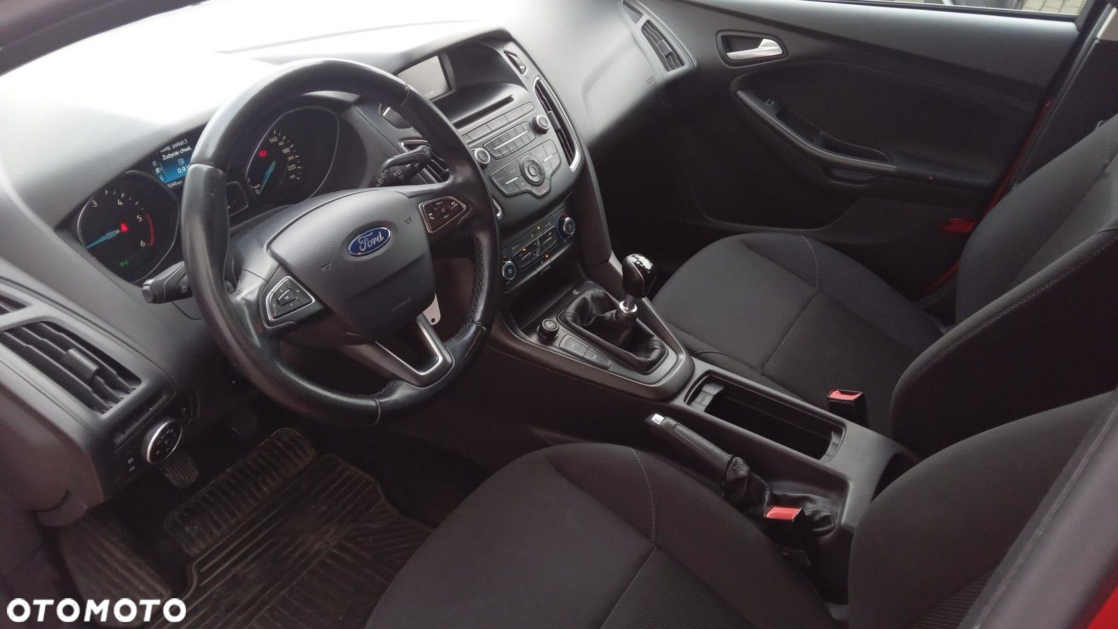 Ford Focus - 13