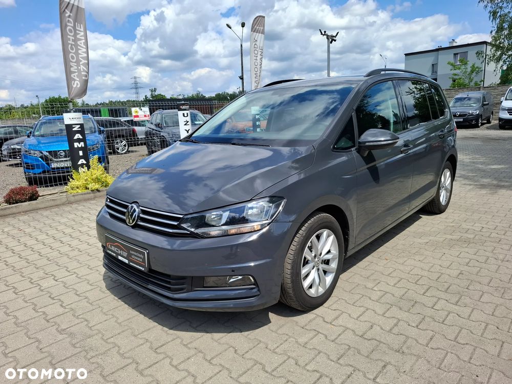 Volkswagen Touran - 5