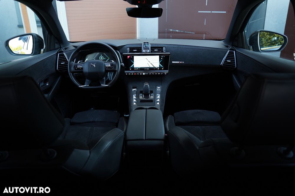 Citroën DS7 Crossback 4x4 PERFORMANCE LINE + - 6