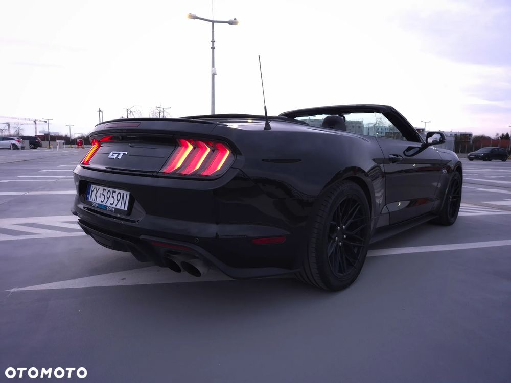 Ford Mustang - 3
