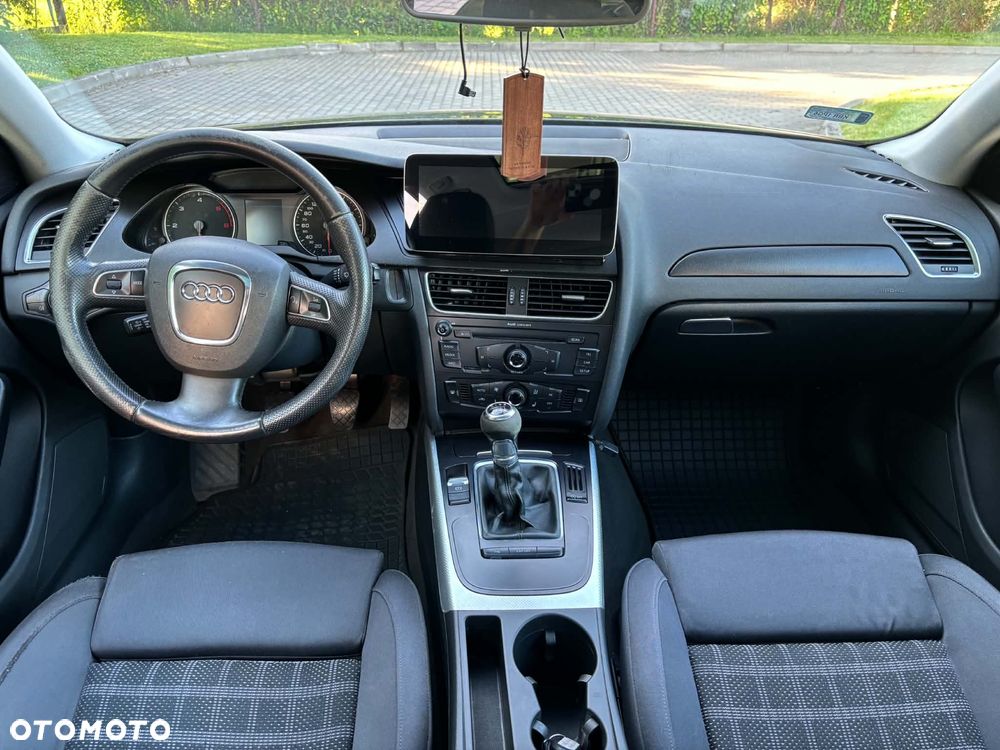 Audi A4 Avant 2.0 TDI DPF Attraction - 7