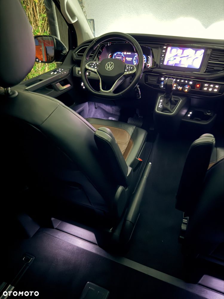 Volkswagen Multivan - 29