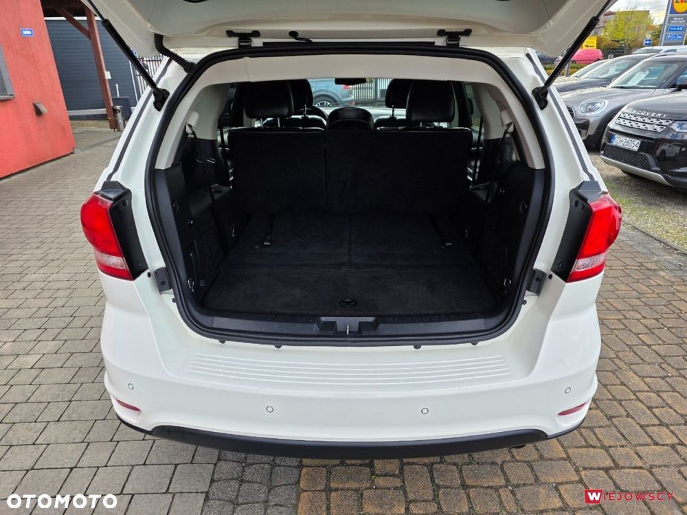 Fiat Freemont 2.0 Multijet Lounge AWD - 14
